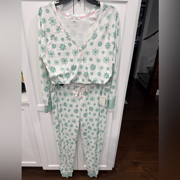 Pj Salvage NWT Snowflake Wishes Pointelle Pants Set Size Large - Picture 6 of 11